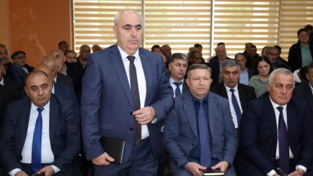 Vətəndaşlarla növbəti səyyar qəbul rayonun Olimpiya İdman Kompleksində keçirildi