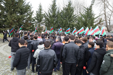 İsmayıllıda Xocalı soyqırımının 34-cü ildönümü ilə əlaqədar “Soyqırım abidəsi”i ziyarət olunub