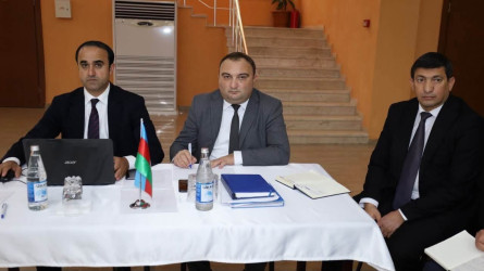 Vətəndaşlarla növbəti səyyar qəbul rayonun Olimpiya İdman Kompleksində keçirildi