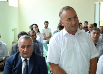 Vətəndaşlarla növbəti səyyar qəbul Mücü kəndində keçirildi