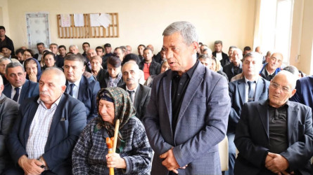Vətəndaşlarla növbəti səyyar qəbul keçirilib