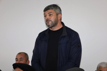 Vətəndaşlarla növbəti səyyar qəbul İsmayıllı şəhər 7 nömrəli tam orta məktəbdə keçirilib