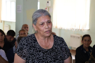 Vətəndaşlarla növbəti səyyar qəbul  rayonun Topçu kəndində keçirilib