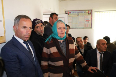 Vətəndaşlarla növbəti səyyar qəbul  rayonun Namazgah kəndində keçirilib