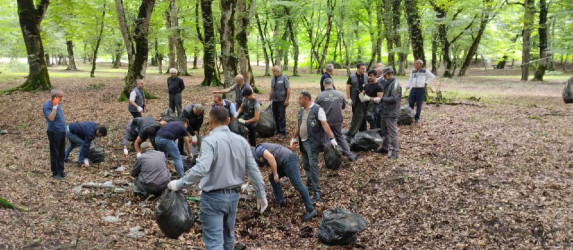 24 iyun 2023-cü il tarixində Ekologiya və Təbii Sərvətlər Nazirliyinin və İsmayıllı Rayon İcra Hakimiyyətinin birgə təşkilatçılığı ilə Qalınçaq meşəbəyliyinin ərazisində növbəti ümumrespublika təmizlik aksiyası keçirilib.