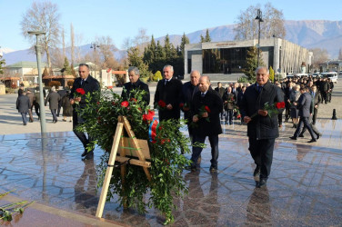 12 Dekabr -Ümummilli Lider Heydər Əliyevin anım günüdür