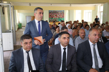 Vətəndaşlarla növbəti səyyar qəbul  rayonun Topçu kəndində keçirilib