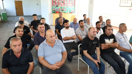 Vətəndaşlarla növbəti səyyar qəbul Topçu kəndində keçirildi