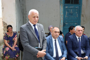 Vətəndaşlarla növbəti səyyar qəbul  rayonun Pirəbilqasım kəndində keçirilib