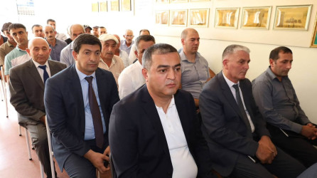 Vətəndaşlarla növbəti səyyar qəbul Gideyli kəndində keçirildi