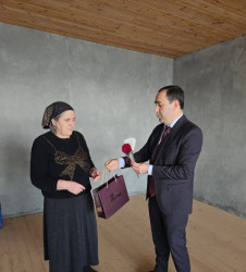 Şəhid ailələri ziyarət olunub