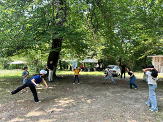 Uşaq Səfirlər Məclisinin İsmayıllı rayonu üzrə nümayəndələrinin təşəbbüsü və İsmayıllı Rayon İcra Hakimiyyətinin dəstəyi ilə Şahdağ Milli Parkının İsmayıllı bölməsinə maarifləndirici infotur təşkil edilib