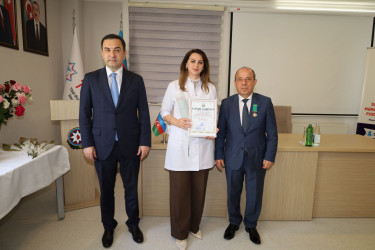 17 İyun – Tibb İşçilərinin Peşə Bayramı Günüdür