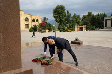 Energetika naziri Pərviz Şahbazov İsmayıllı rayon Heydər Əliyev Mərkəzində vətəndaşları qəbul edib