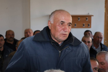Vətəndaşlarla növbəti səyyar qəbul Qalacıq kəndində keçirilib