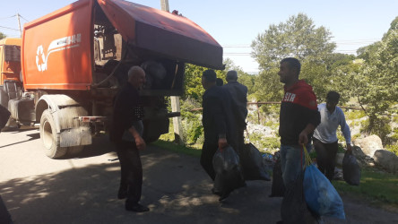 İsmayıllı rayonunda bir sıra çayların sahillərində təmizlik aksiyası keçirilib