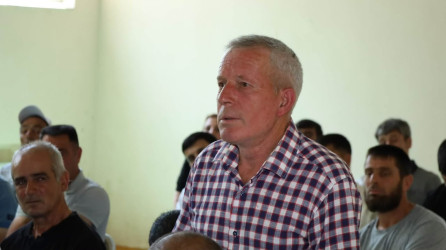 Vətəndaşlarla növbəti səyyar qəbul Mücü kəndində keçirildi
