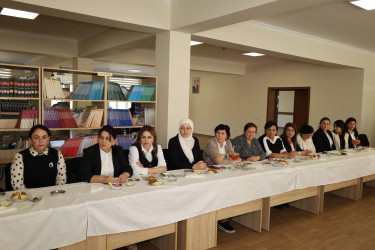 İsmayıllı şəhər 6 saylı tam orta məktəbinin kollektivi ilə görüş keçirilib