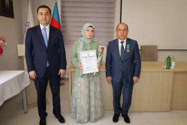 17 İyun – Tibb İşçilərinin Peşə Bayramı Günüdür