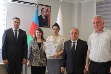 İsmayıllı Rayon Mərkəzi Xəstəxanasında “17 iyun Tibb İşçilərinin Peşə Bayramı Günü” münasibətilə tədbir təşkil olunub