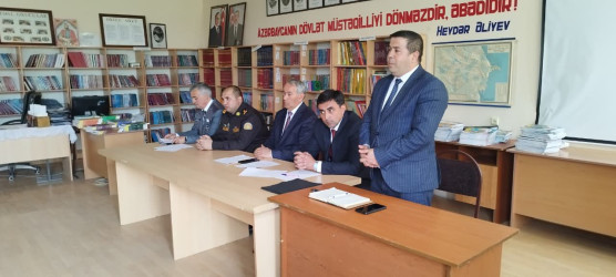 İsmayıllı rayonunun Lahıc qəsəbəsində və Cülyan kəndində "Sel və daşqınların dağıdıcı təsirinin qarşısının alınması istiqamətində qabaqlayıcı tədbirlərin görülməsi və təbii fəlakət zamanı əhalinin davranışı" mövzusunda maarifləndirici tədbir keçirilib