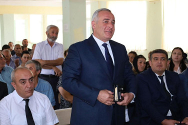 Vətəndaşlarla növbəti səyyar qəbul  rayonun Topçu kəndində keçirilib