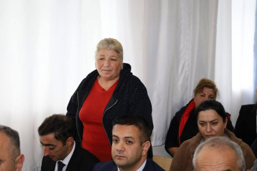 Vətəndaşlarla növbəti səyyar qəbul İsmayıllı şəhər 7 nömrəli tam orta məktəbdə keçirilib