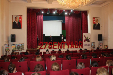 27 sentyabr-Anım Günü ilə əlaqədar  “Azaddır Vətənim” adlı tədbir keçirilib