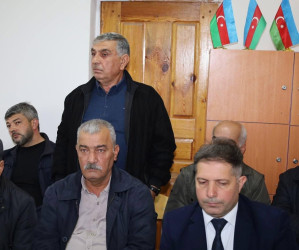 Vətəndaşlarla növbəti səyyar qəbul İsmayıllı şəhər 7 nömrəli tam orta məktəbdə keçirilib