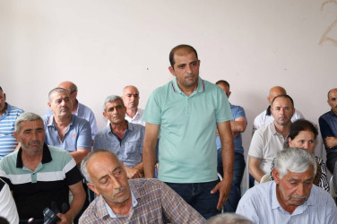 Vətəndaşlarla növbəti səyyar qəbul Xəlilli kəndində keçirilib