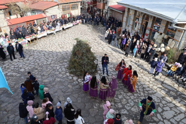 Lahıc qəsəbəsində Yel çərşənbəsi böyük coşquyla qeyd olunub