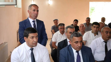 Vətəndaşlarla növbəti səyyar qəbul Müdri kəndində keçirildi