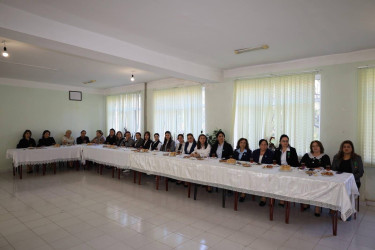 Rayon rəhbəri 1 nömrəli məktəbin kollektivi ilə görüş keçirib