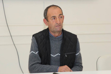 İsmayıllı Rayon İcra Hakimiyyətinin başçısı Nahid Bağırov rayon sakinlərini qəbul edib, müraciətlərini dinləyib