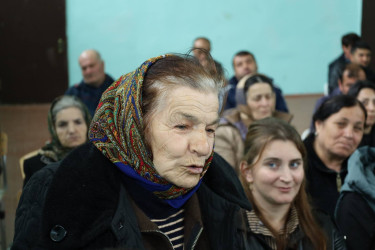 Vətəndaşlarla növbəti səyyar qəbul Mollaisaqlı kəndində keçirilib