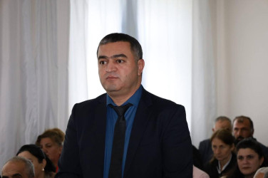 Vətəndaşlarla növbəti səyyar qəbul İsmayıllı şəhər 7 nömrəli tam orta məktəbdə keçirilib