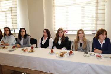 İsmayıllı şəhər 6 saylı tam orta məktəbinin kollektivi ilə görüş keçirilib