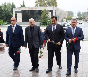 İsmayıllıda 5 Oktyabr – Beynəlxalq Müəllimlər Gününə həsr olunmuş tədbir keçirilib