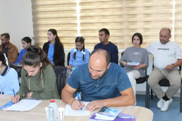 İsmayıllıda “Yeni Həyat” Humanitar və Sosial Dayaq İctimai Birliyinin Qeyri-Hökumət Təşkilatlarına Dövlət Dəstəyi Agentliyinin maliyyə dəstəyi ilə həyata keçirdiyi “Ataların qızlarına dəstəkçi münasibətlərinin sağlam ailədəki rolu” adlı  layihə çərçivəsində seminar  təşkil olunub