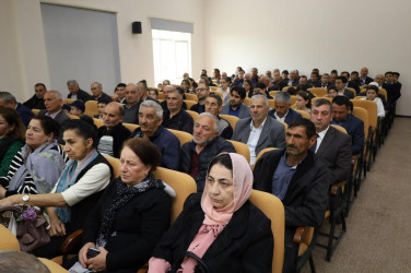 İsmayıllı rayonunun Basqal qəsəbəsində Ulu Öndər Heydər Əliyevin anadan olmasının 102 illiyinə həsr edilmiş tədbir keçirilib