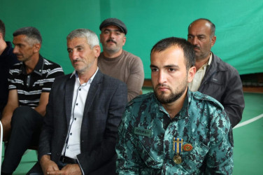 Vətəndaşlarla növbəti səyyar qəbul  rayonun Sərdahar kəndində keçirilib