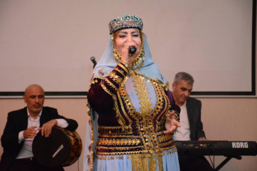 "Konstitusiya və Suverenlik İli: Heydər Əliyev irsi və müasir Azərbaycan gəncliyinin inkişafı" mövzusunda konfrans  keçirilib