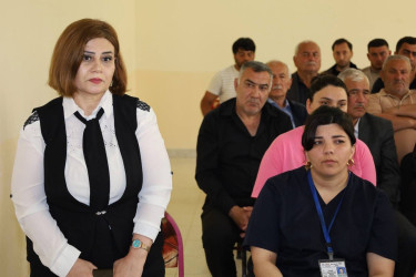 Vətəndaşlarla növbəti səyyar qəbul Aşıqbayramlı kəndində keçirilib