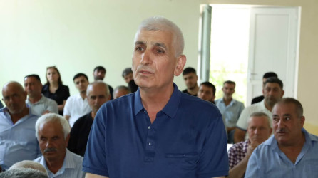 Vətəndaşlarla növbəti səyyar qəbul Mücü kəndində keçirildi