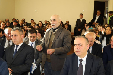 Vətəndaşlarla növbəti səyyar qəbul İsmayıllı şəhər 3 saylı tam orta məktəbdə keçirilib