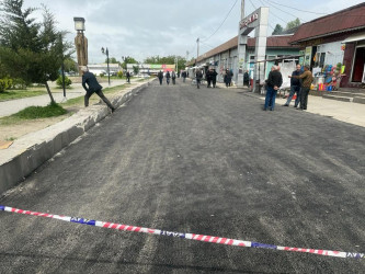 Sakin məmnuniyyəti bizim əsas hədəfimizdir: Bazar ətrafı asfaltlanıb