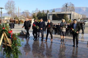 12 Dekabr -Ümummilli Lider Heydər Əliyevin anım günüdür