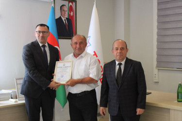 İsmayıllı Rayon Mərkəzi Xəstəxanasında “17 iyun Tibb İşçilərinin Peşə Bayramı Günü” münasibətilə tədbir təşkil olunub