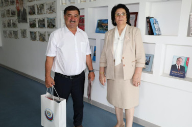 22 İyul - Milli Mətbuat Günü münasibətilə Mərkəzin ekspert qrupunun üzvləri, mətbuat nümayəndələri, blogerlər  və ictimaiyyət nümayəndələri ilə görüş keçirib