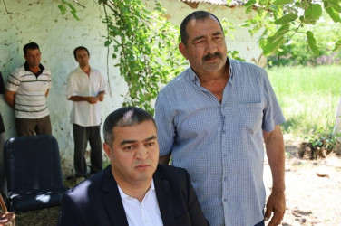 Vətəndaşlarla növbəti səyyar qəbul Uştalqışlaq kəndində keçirilib